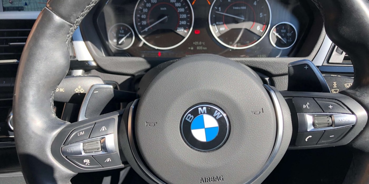 BMW 320dツーリング　Mｽﾎﾟｰﾂ
